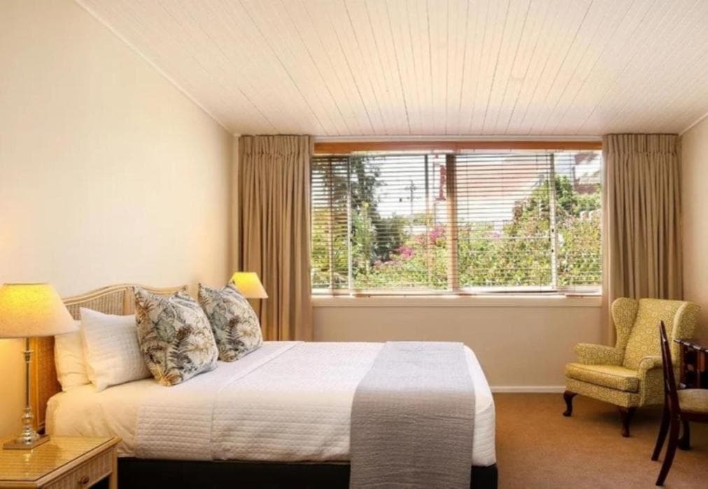 1 Kensington 4 bedroom