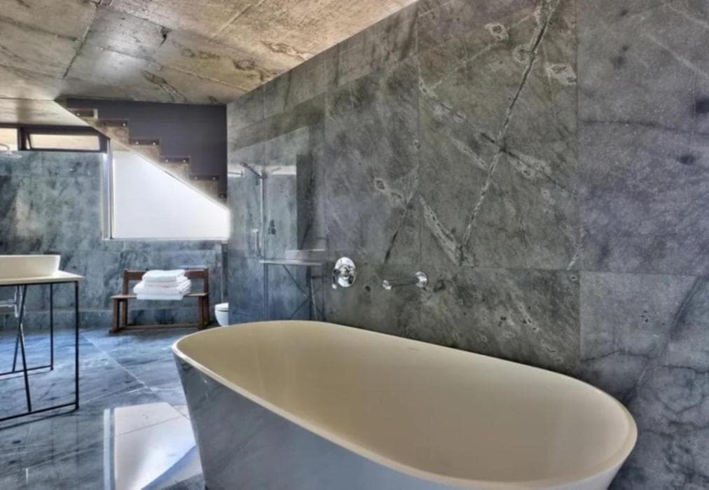 Chic Views - Pool Suite