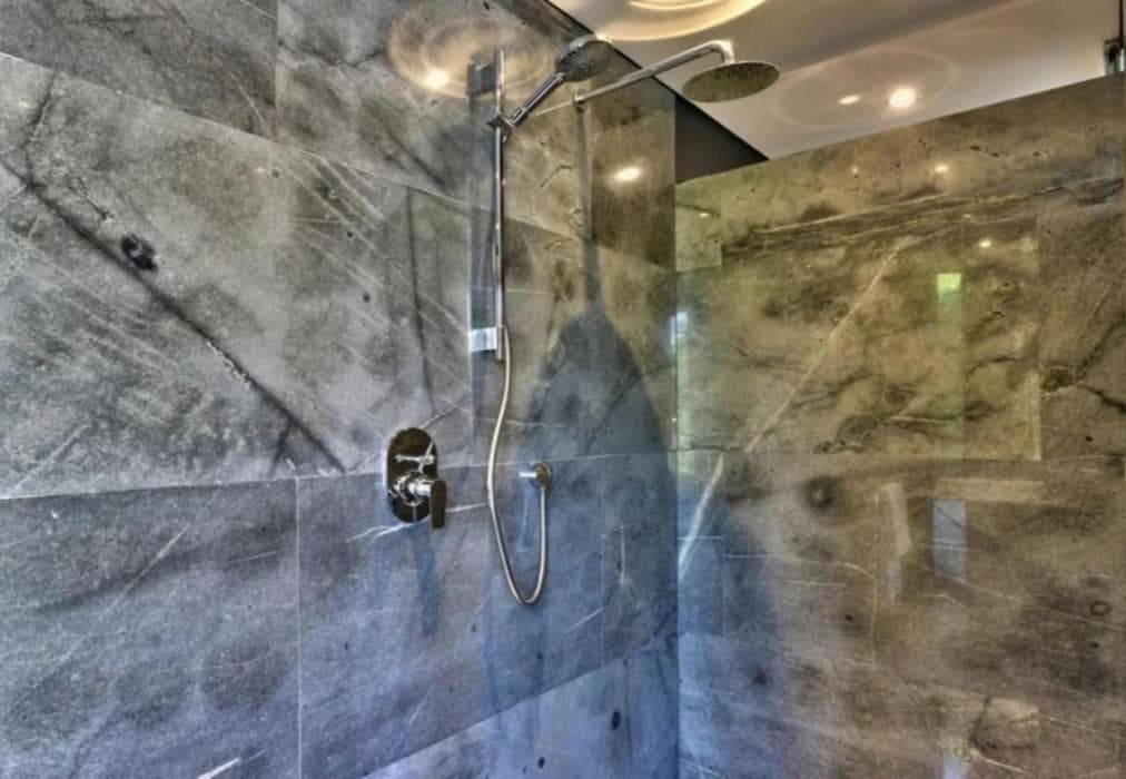 Chic Views - Pool Suite