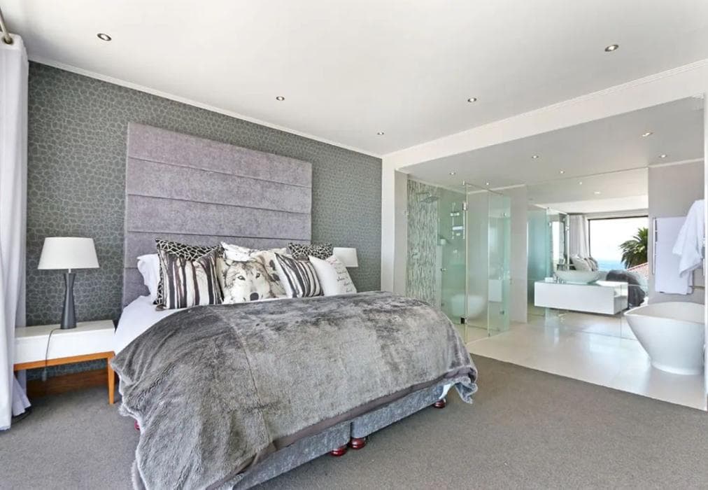 Entire Oceanfront Residence