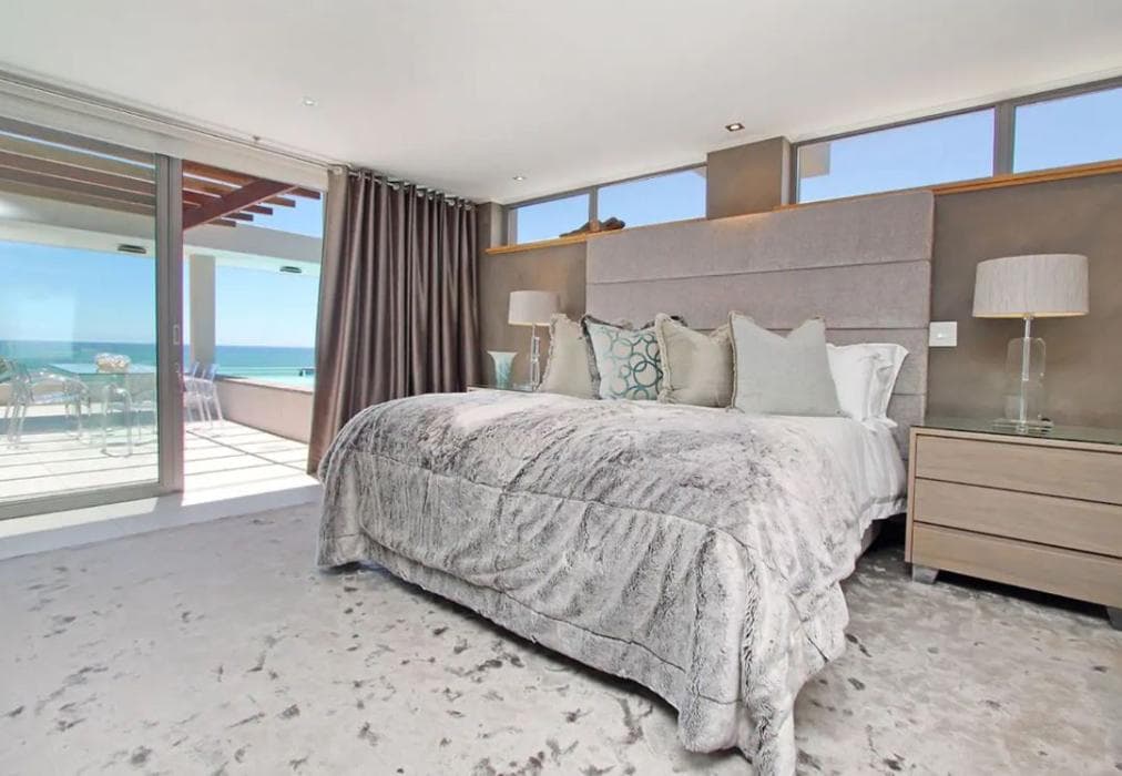 Entire Oceanfront Residence