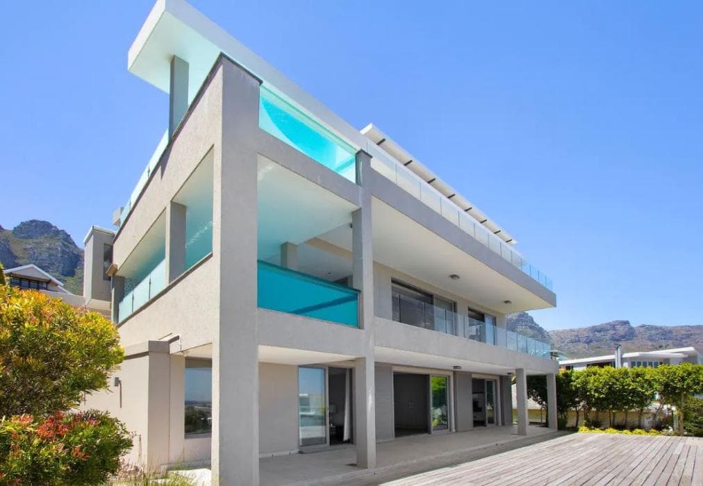 Entire Oceanfront Residence