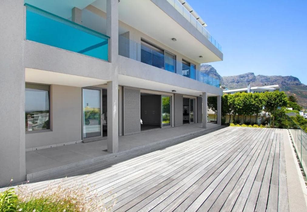 Entire Oceanfront Residence