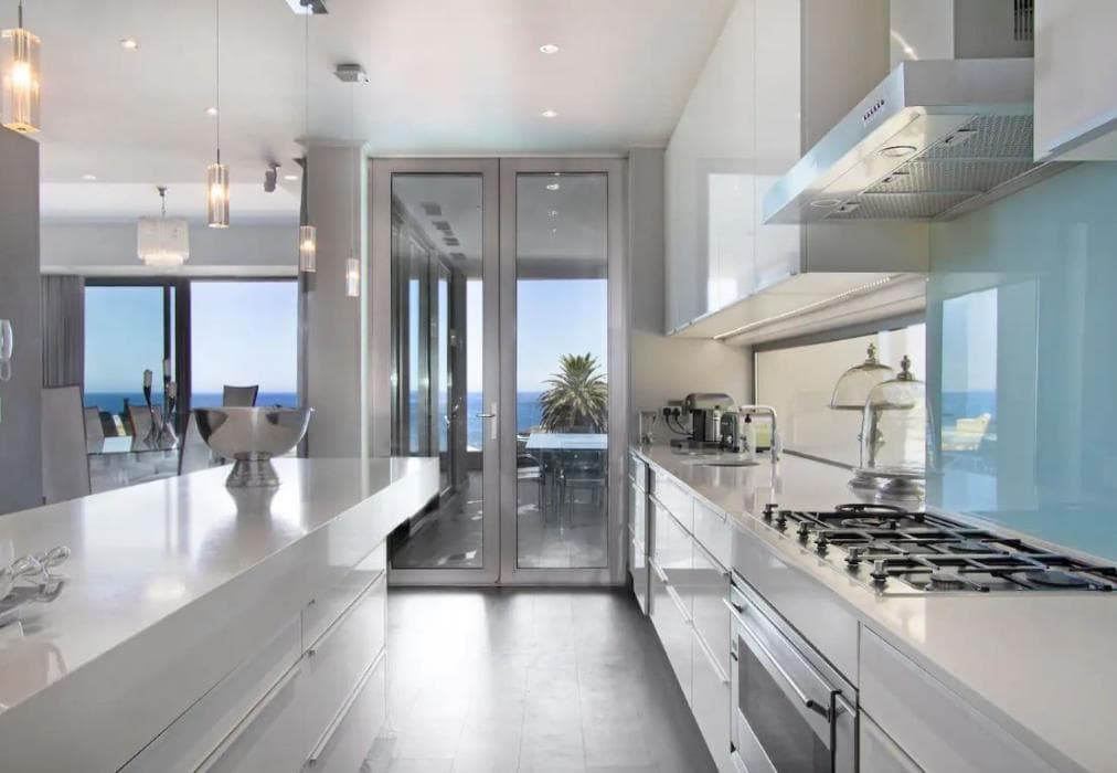 Entire Oceanfront Residence