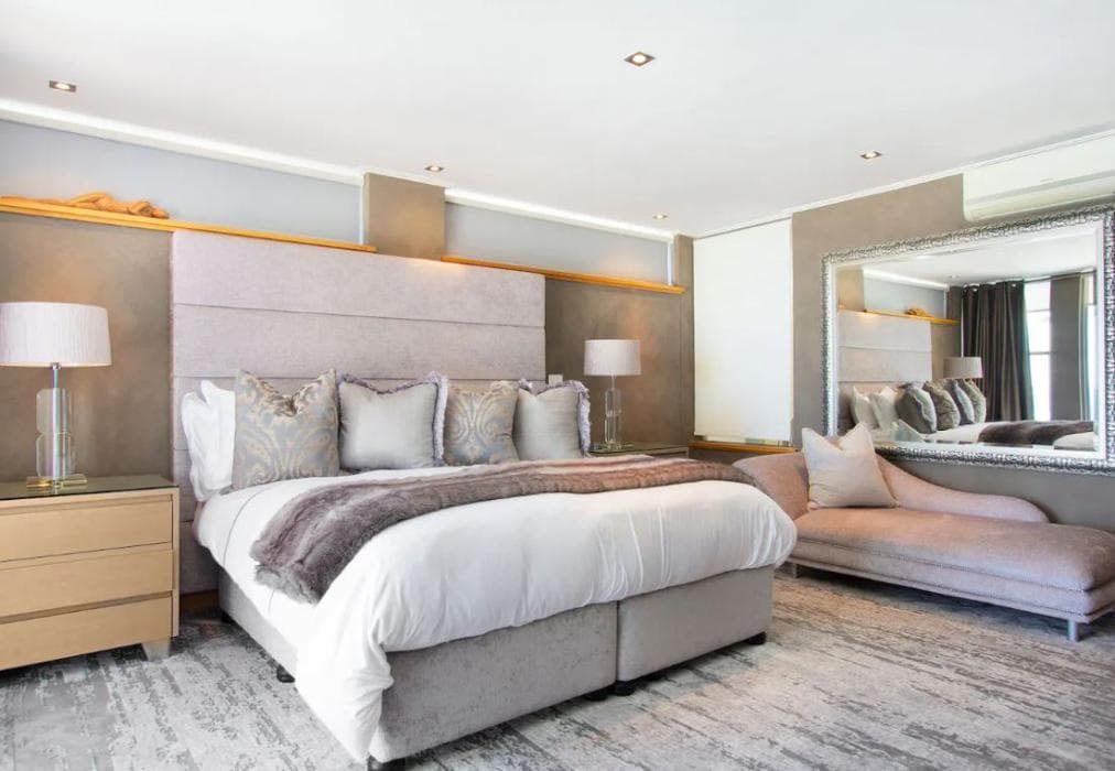 Entire Oceanfront Residence