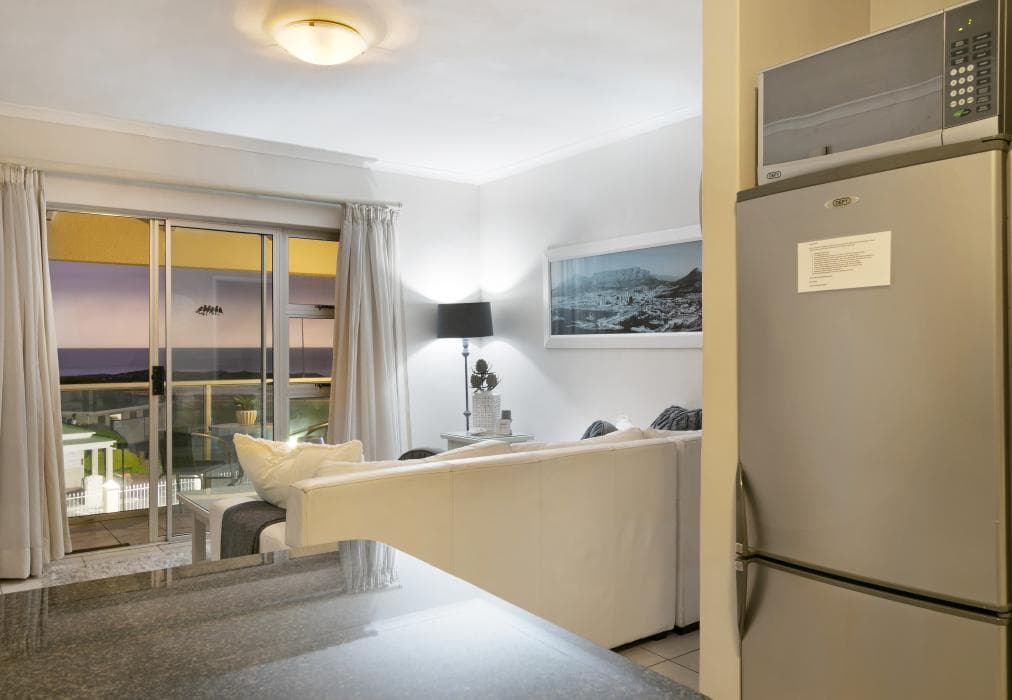 Big Bay Beach Club 21