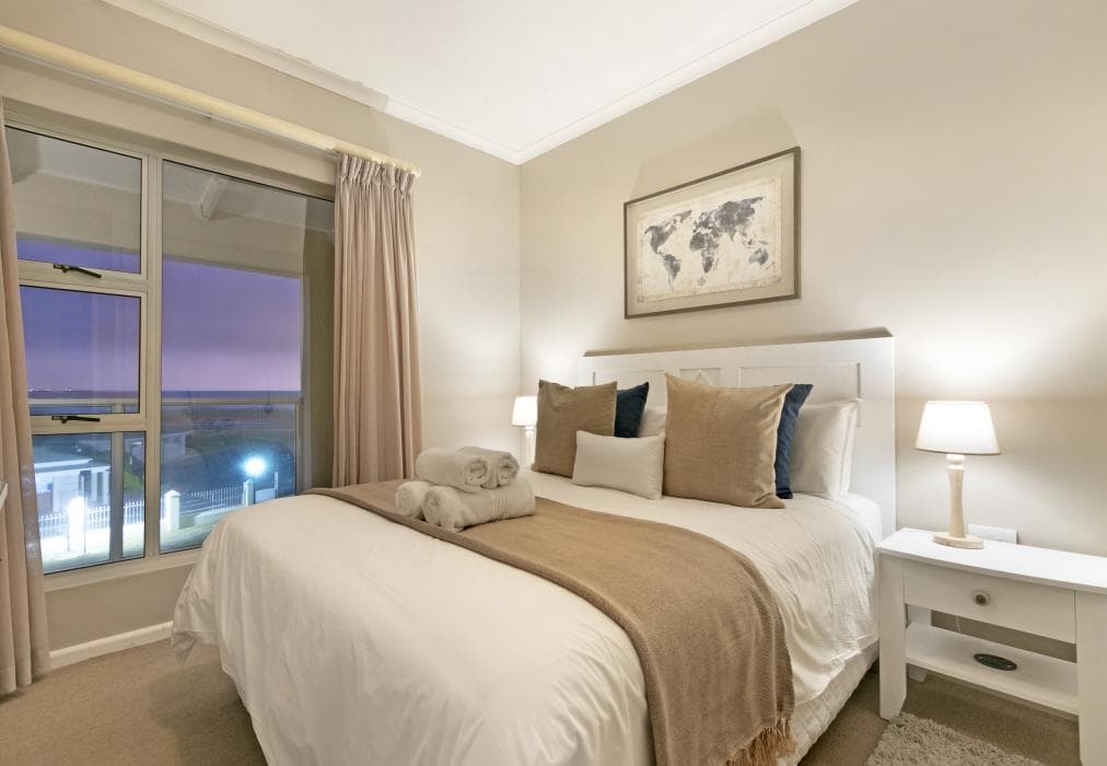 Big Bay Beach Club 21