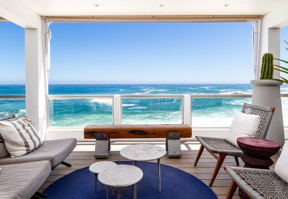 Clifton Art Apartment