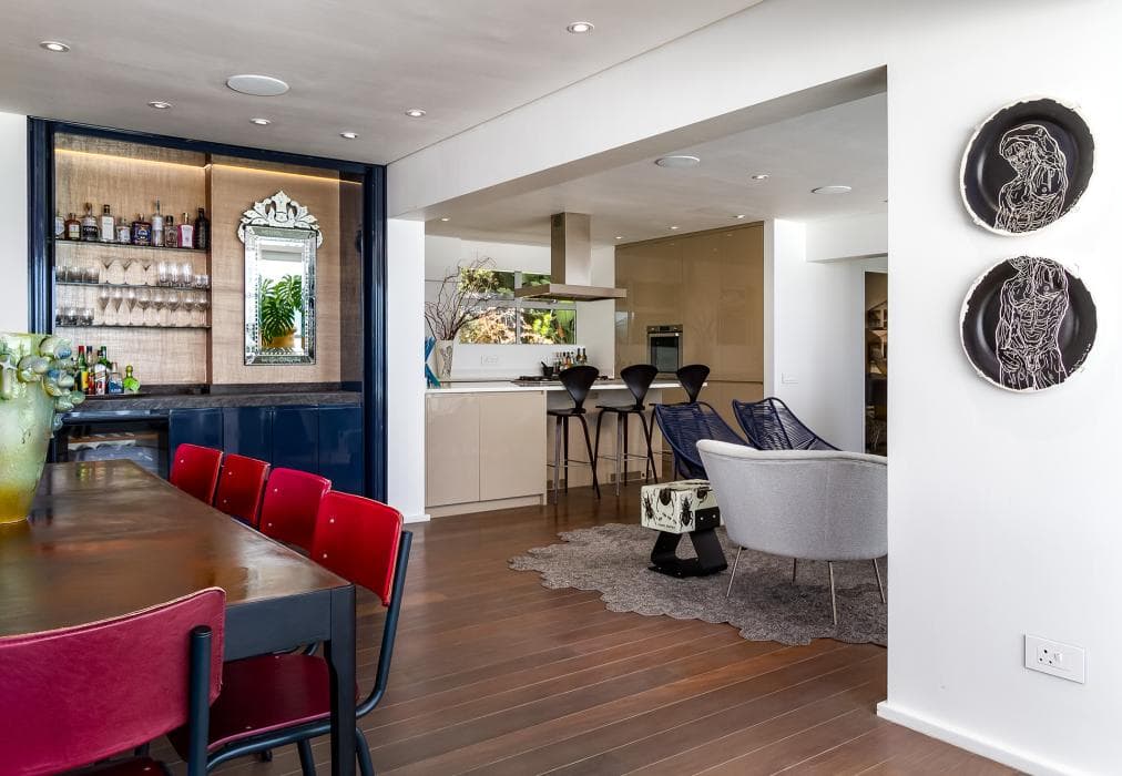 Clifton Art Apartment