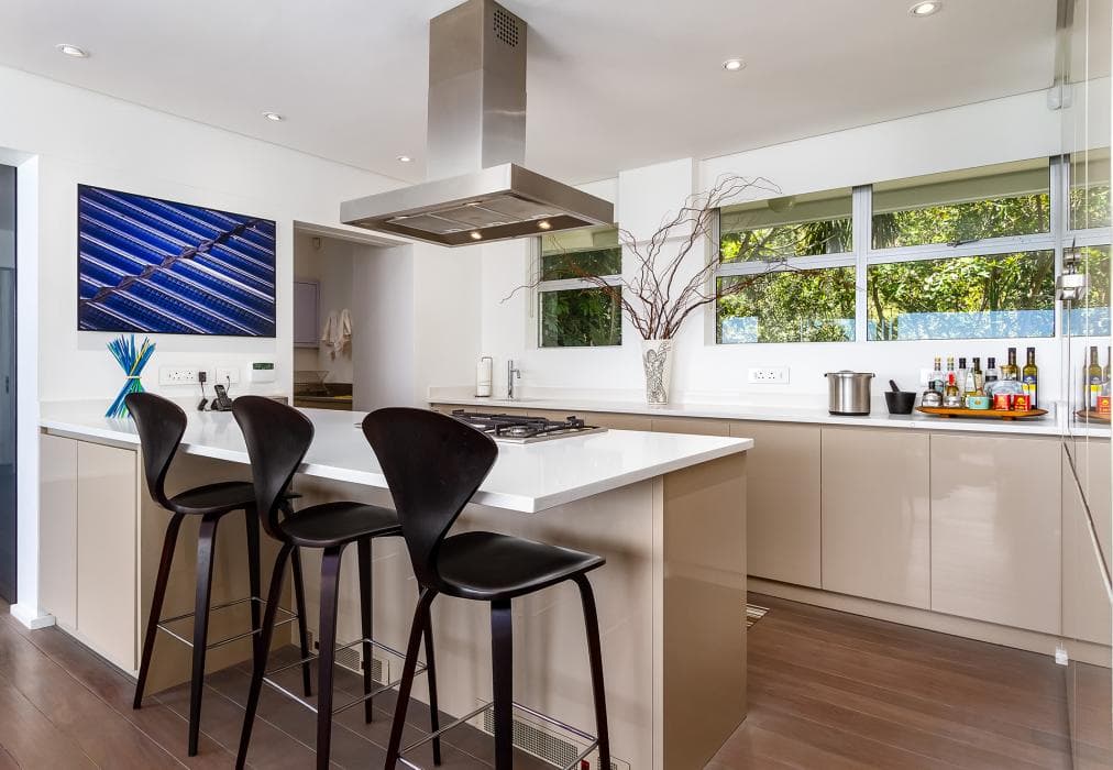 Clifton Art Apartment