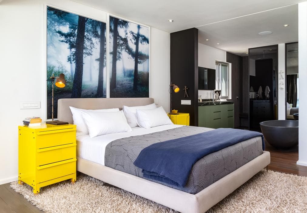 Clifton Art Apartment