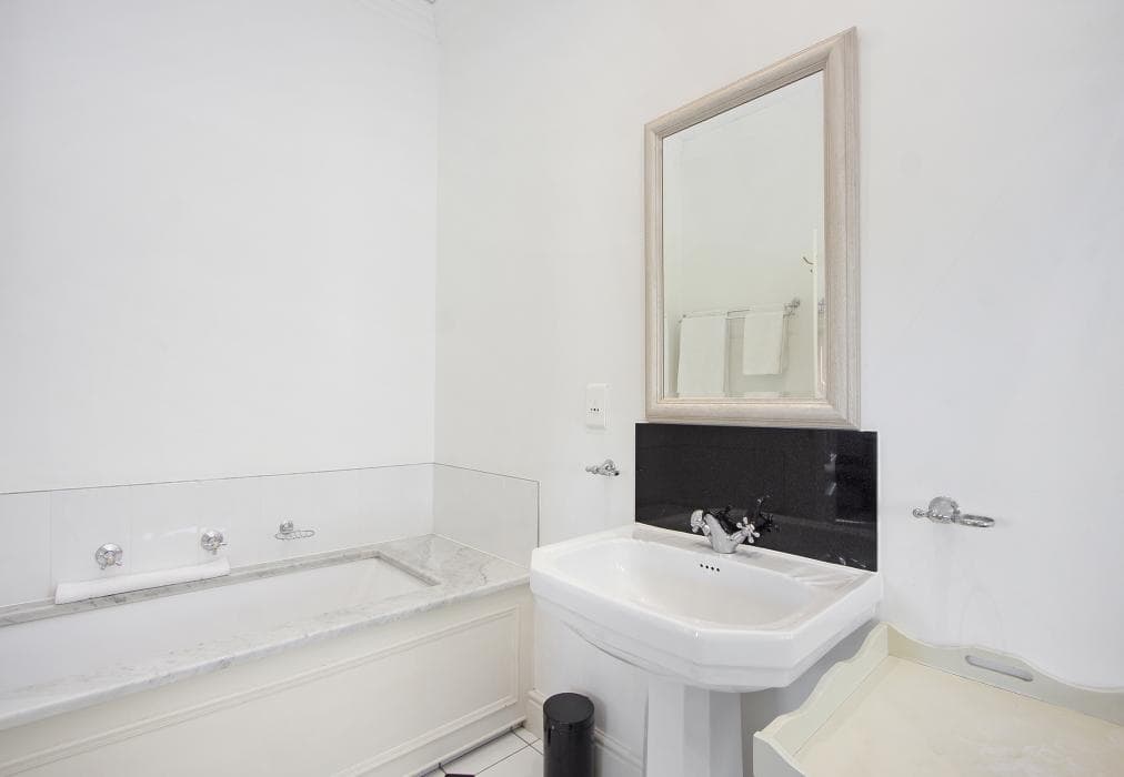 Winelands Golf Lodges 13