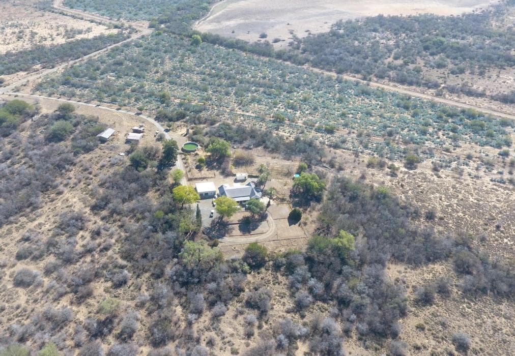 Roode Bloem Farm House