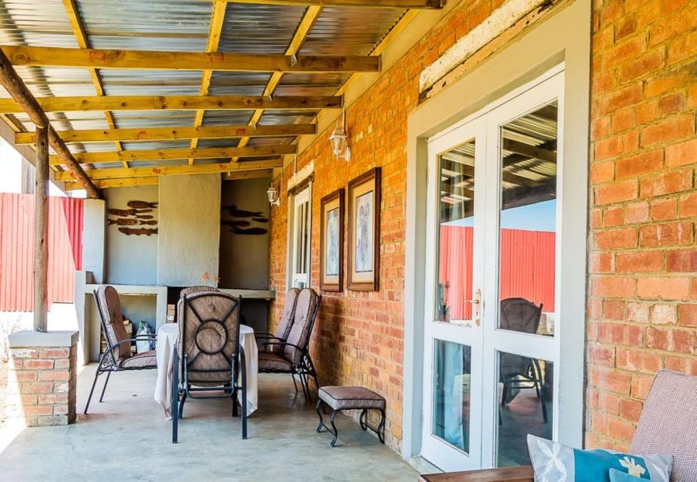 OuHout Self-catering Cottage