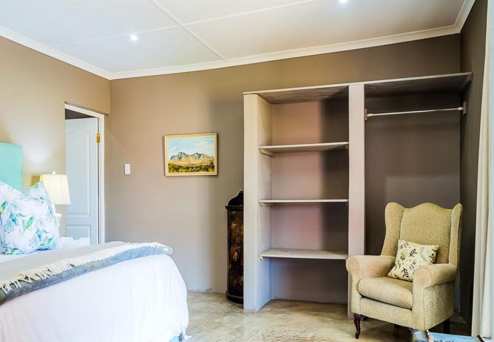 OuHout Self-catering Cottage