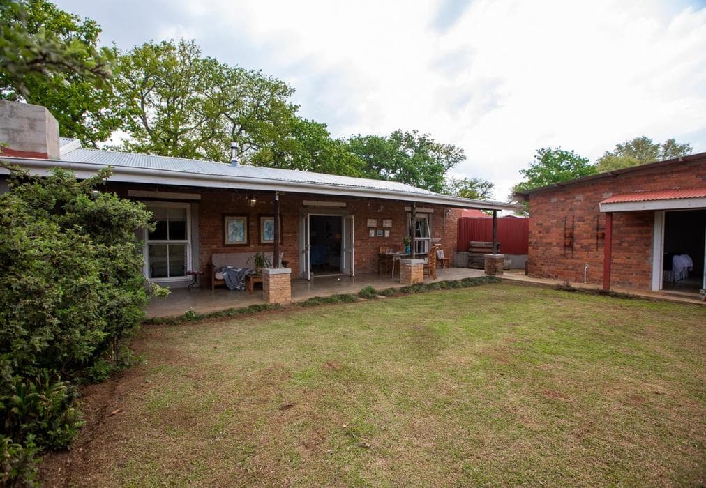 Springvale Farm - Sunflower Cottage