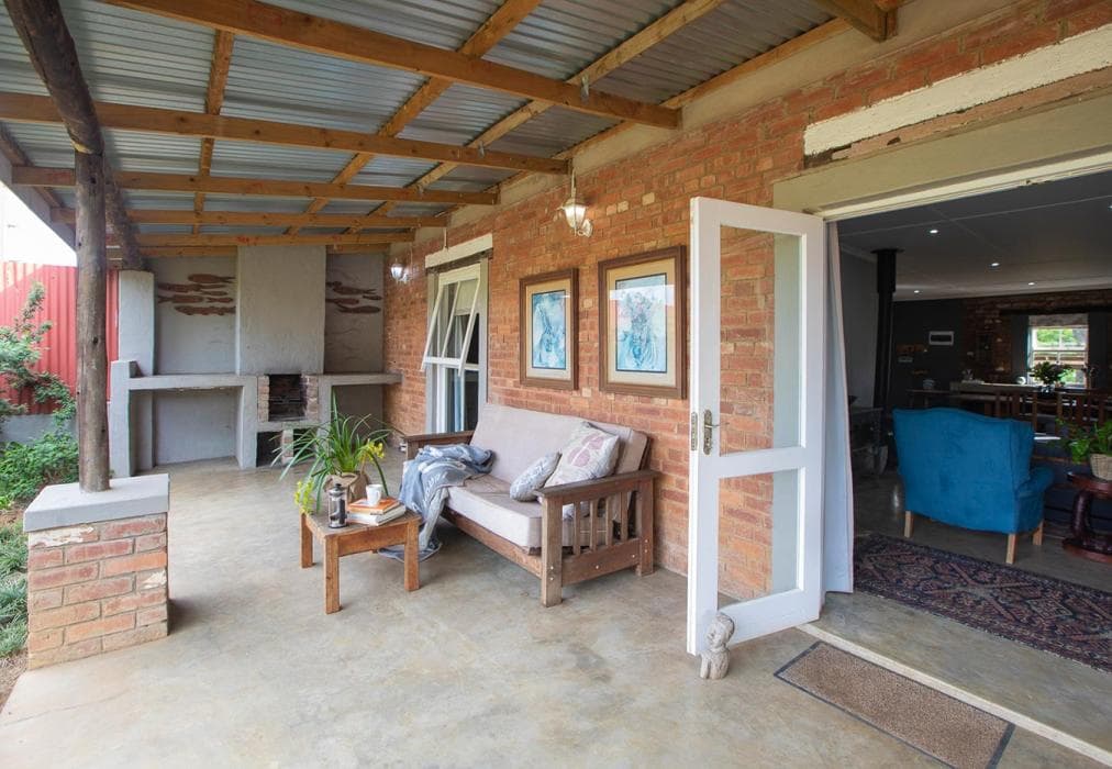 Springvale Farm - Sunflower Cottage