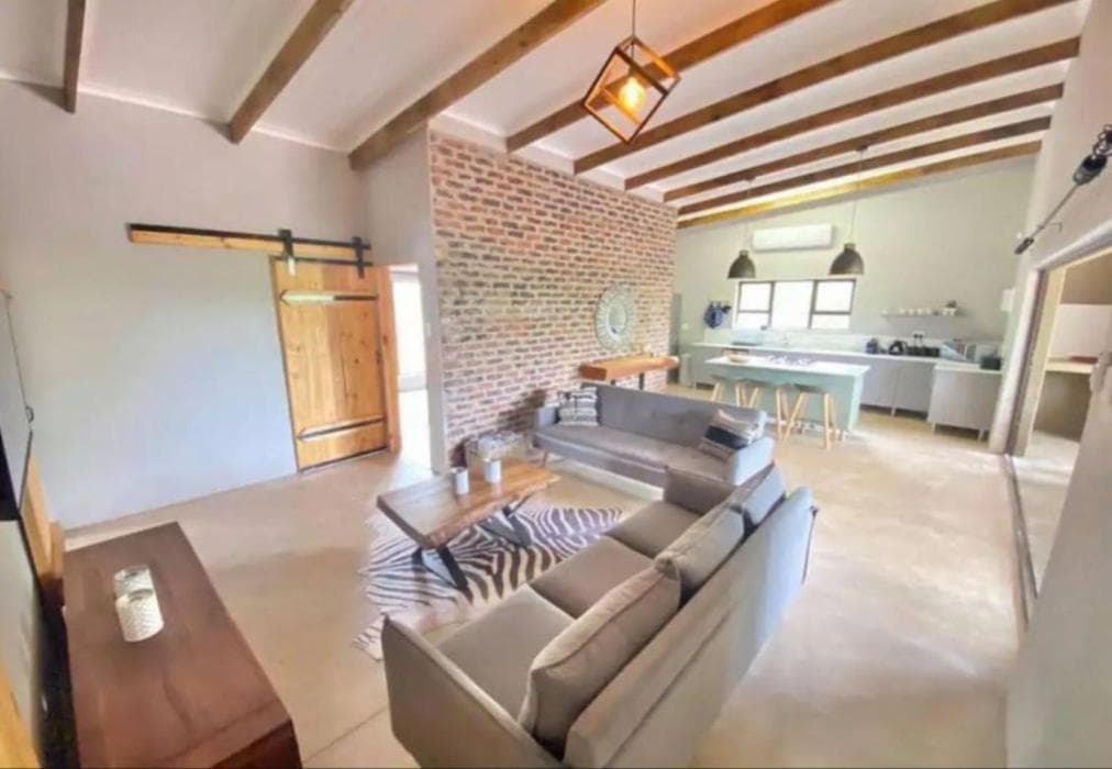 The Hedge @ Marloth Park House