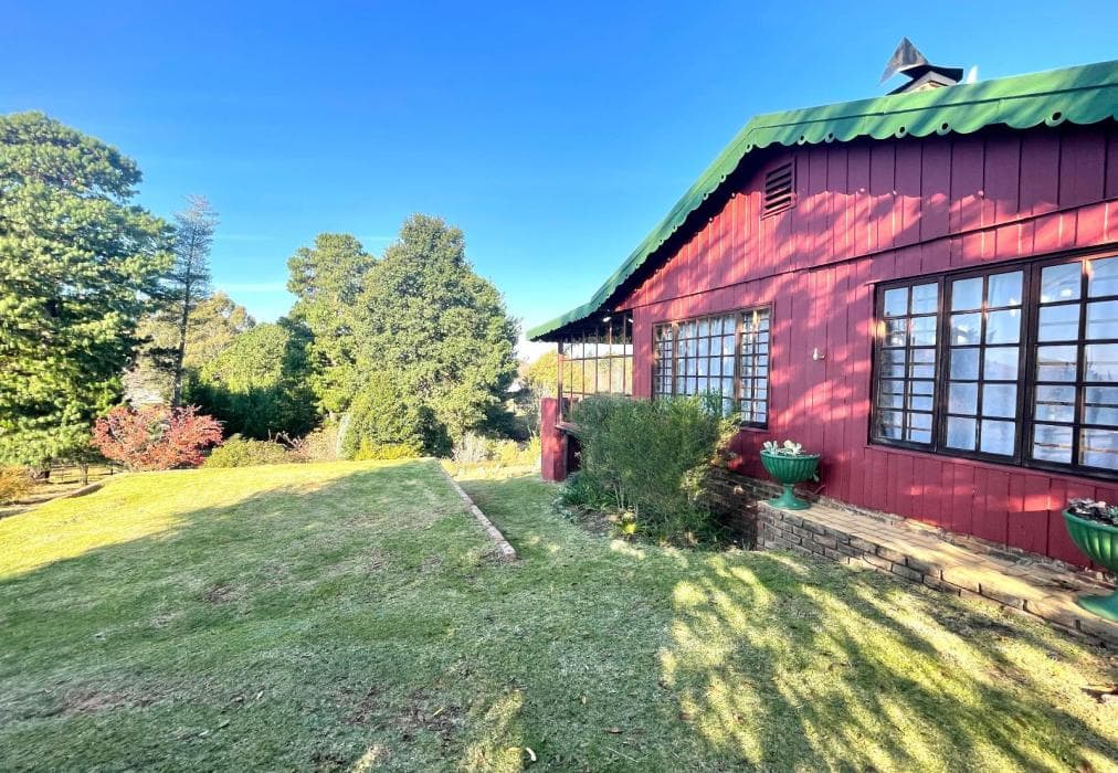 The Hedge @ Dullstroom Cottage