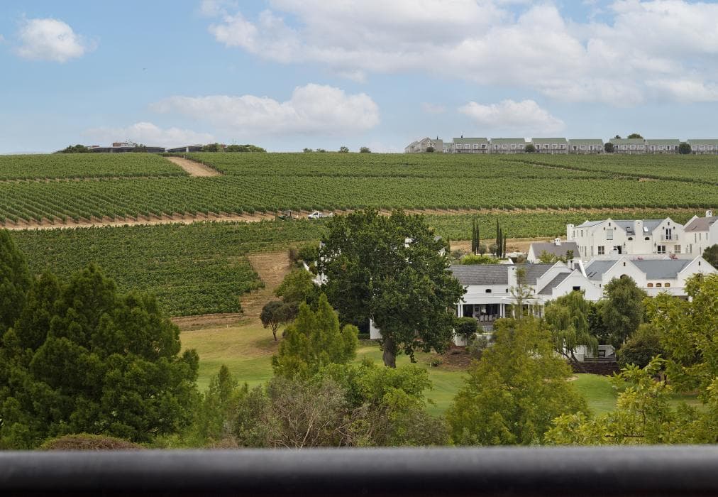 Winelands Golf Lodges 9