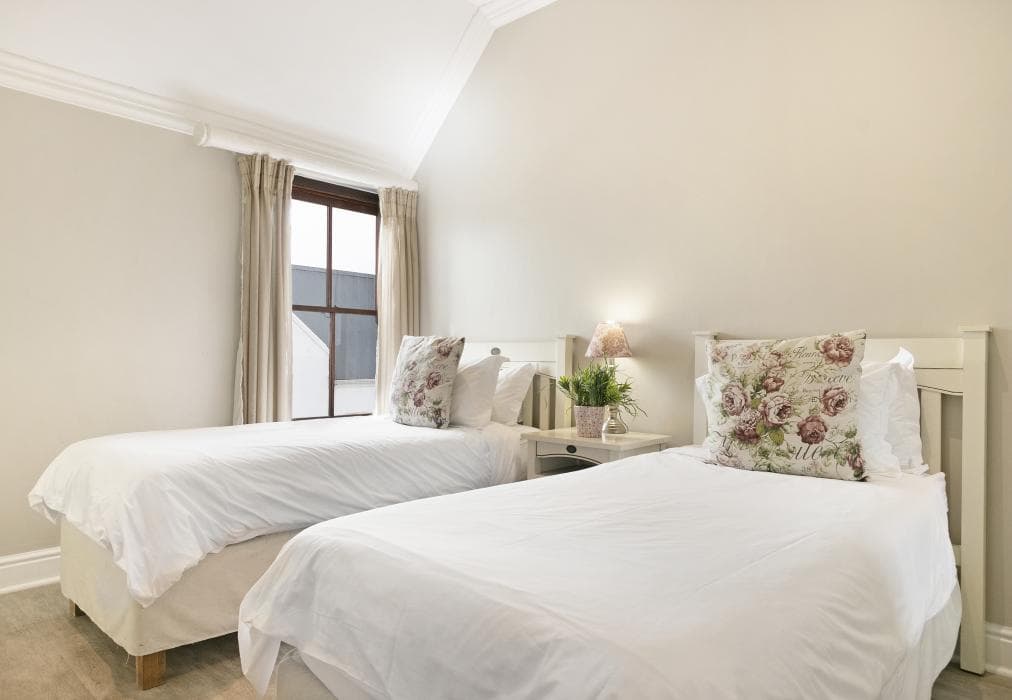 Winelands Golf Lodges 10