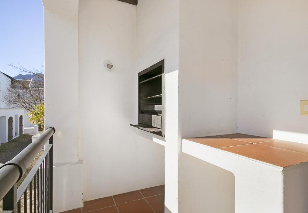 Winelands Golf Lodges 11