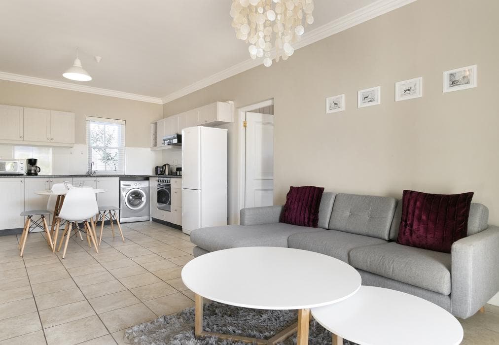 Winelands Golf Lodges 18