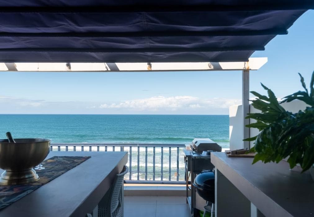 Beachfront apartment in Shakas ROCK - 17 Skiathos Penthouse