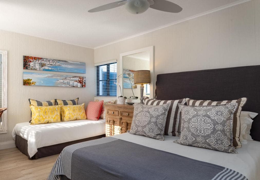 Beachfront apartment in Shakas ROCK - 17 Skiathos Penthouse