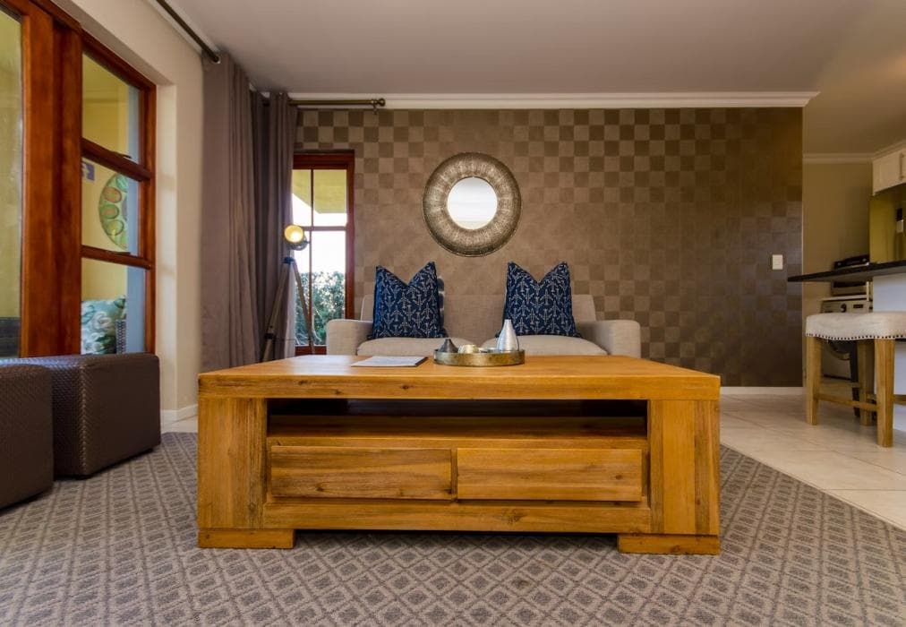 6 Whale Rock Gardens