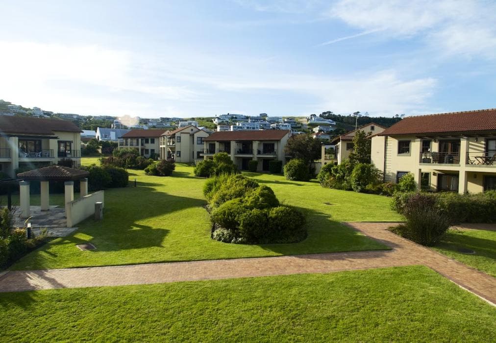 6 Whale Rock Gardens