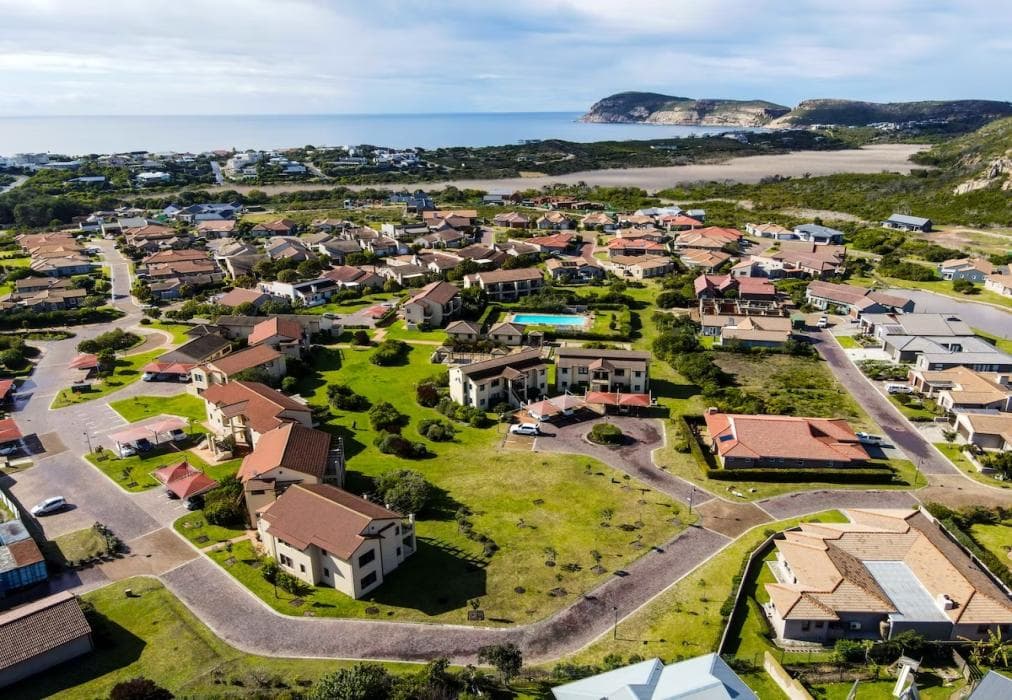 6 Whale Rock Gardens