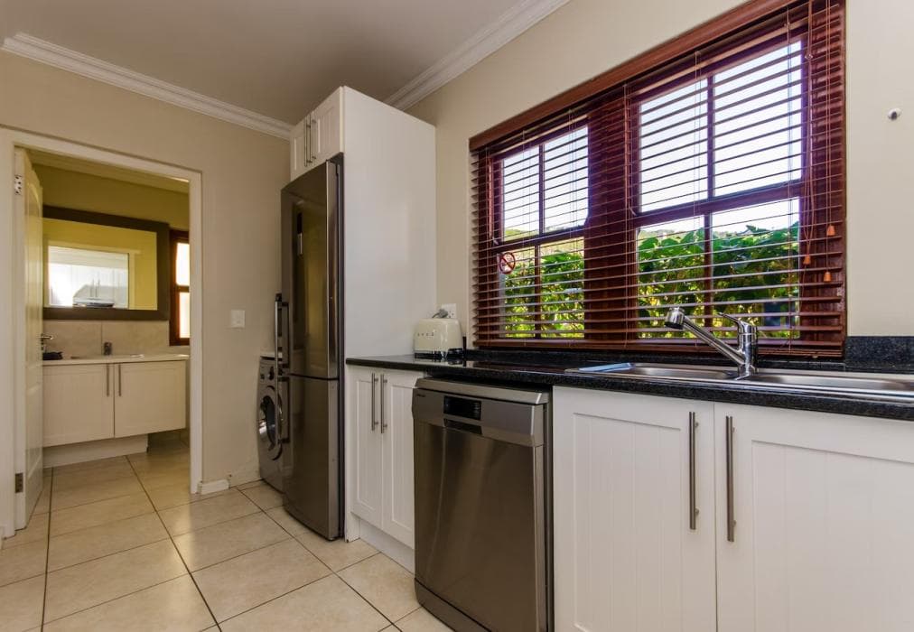 6 Whale Rock Gardens