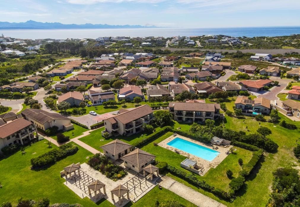 17 Whale Rock Gardens