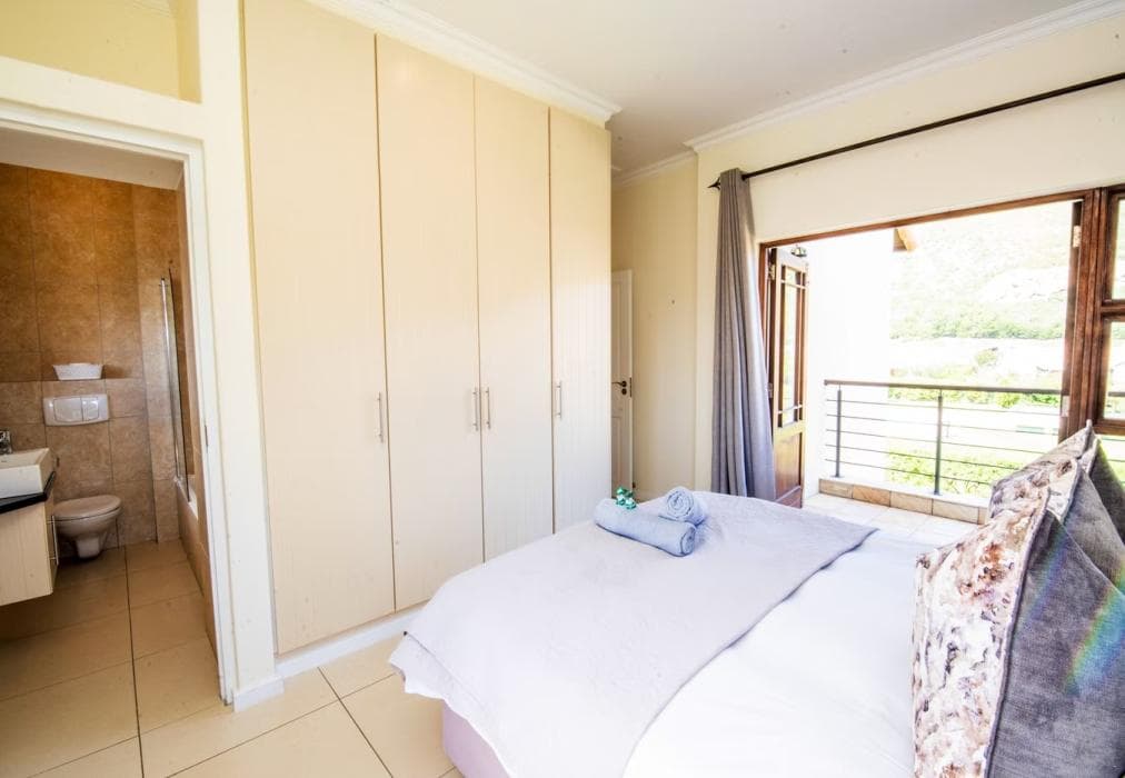 17 Whale Rock Gardens