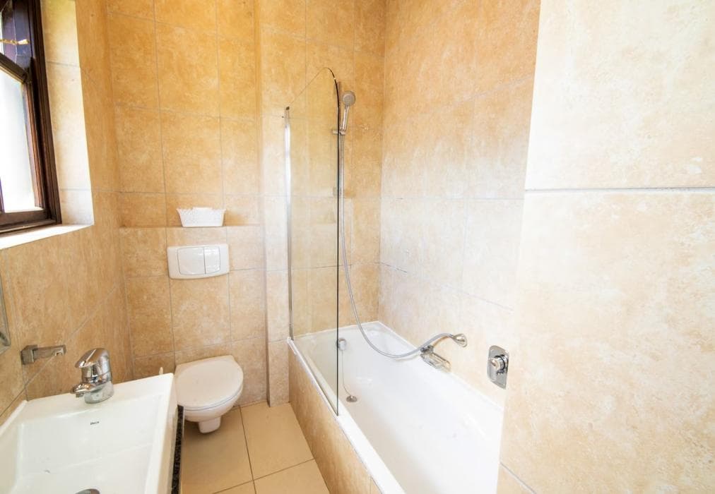 17 Whale Rock Gardens