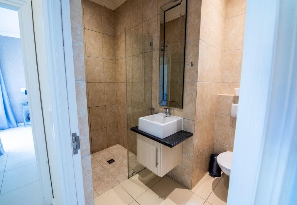 17 Whale Rock Gardens