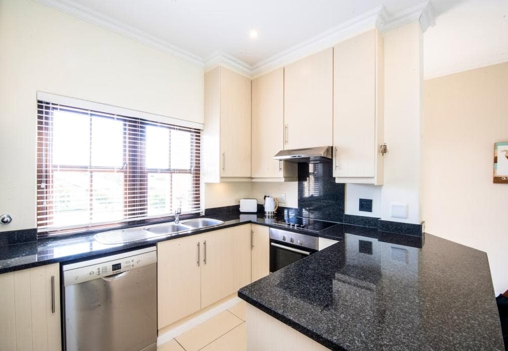 17 Whale Rock Gardens