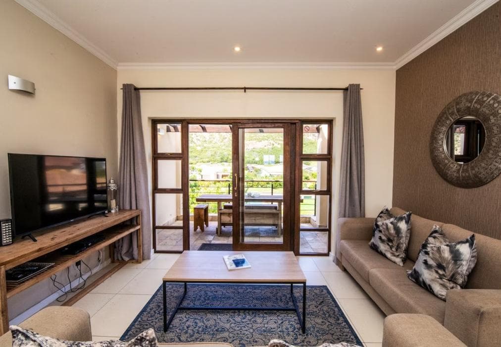 17 Whale Rock Gardens