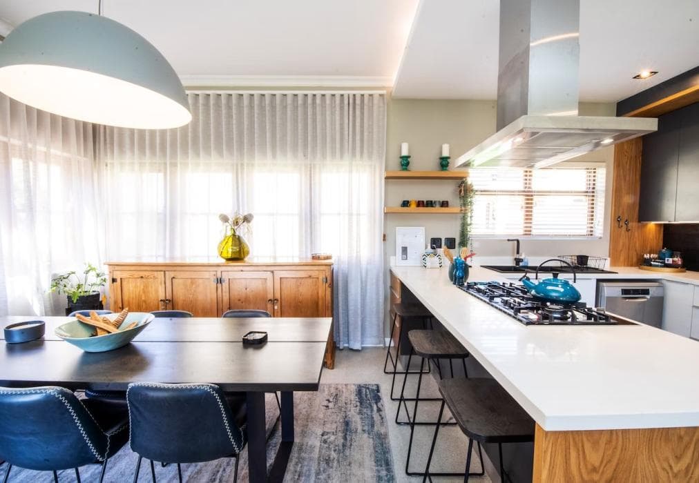 10 Whale Rock Gardens