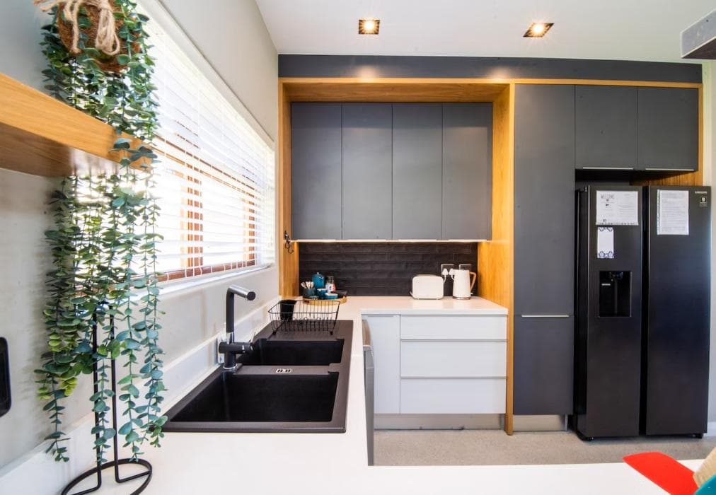 10 Whale Rock Gardens