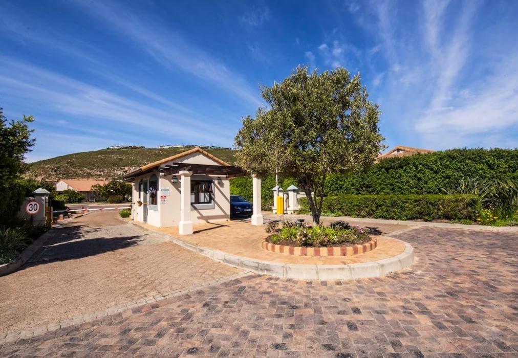 10 Whale Rock Gardens