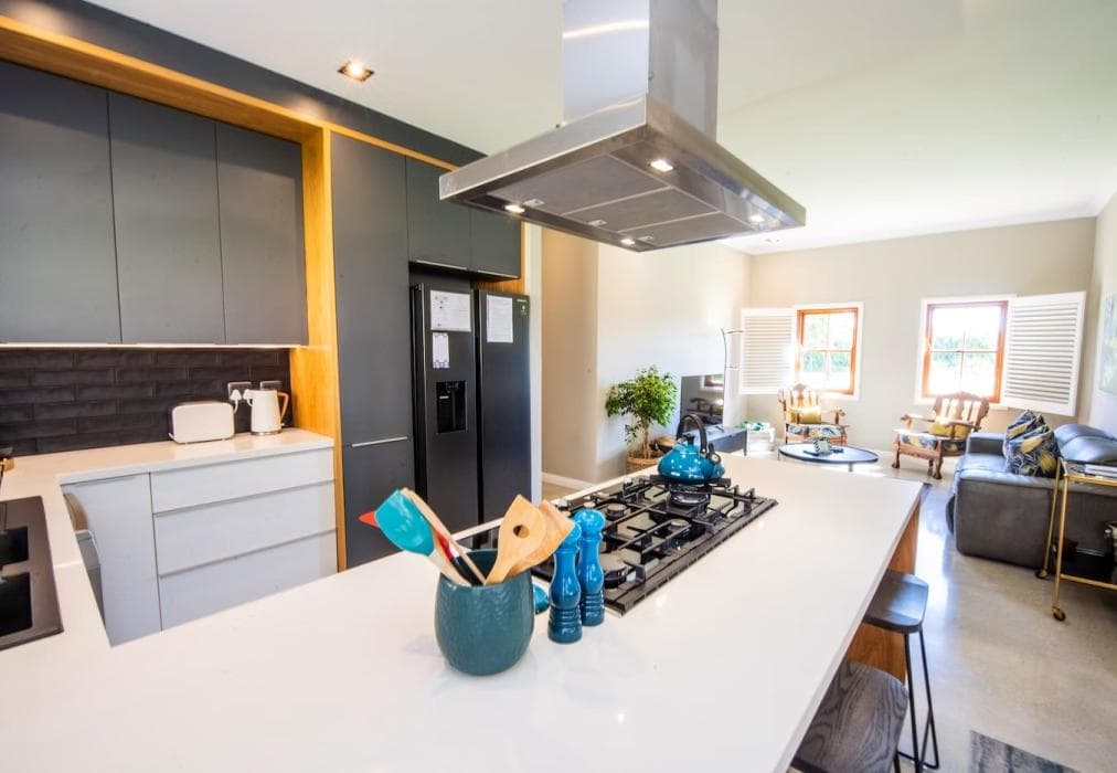 10 Whale Rock Gardens