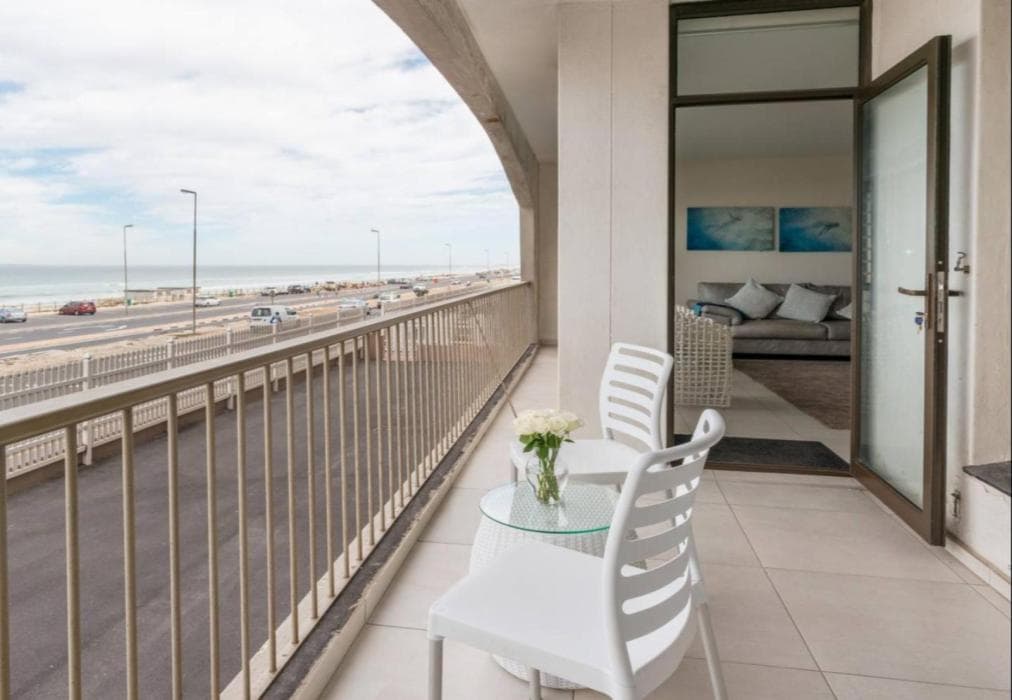 West Coast Modern Beach Front