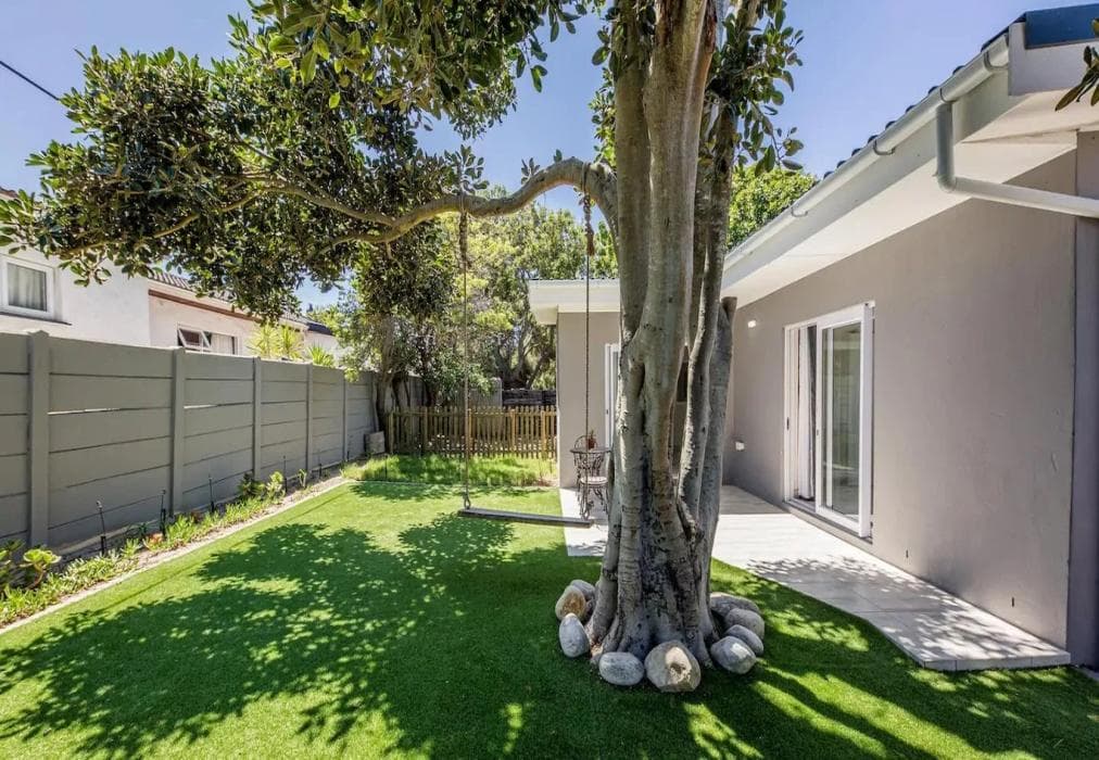 West Coast Garden Cottage