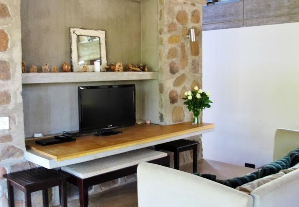 Iwa Imfene Game Lodge IMW2