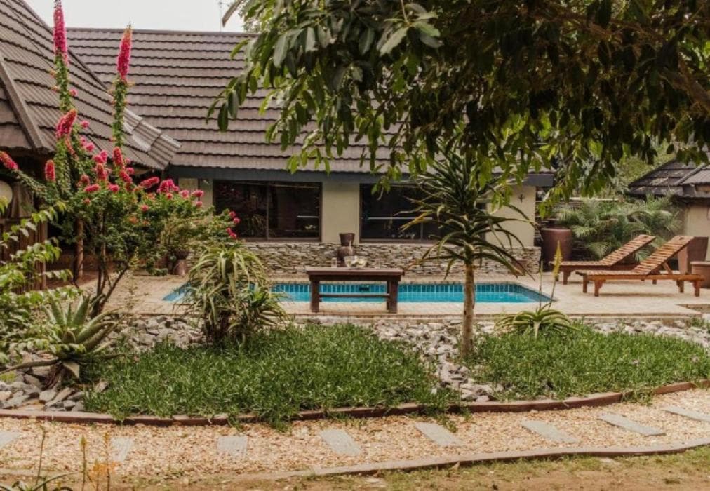 Flamingo Private Villa's