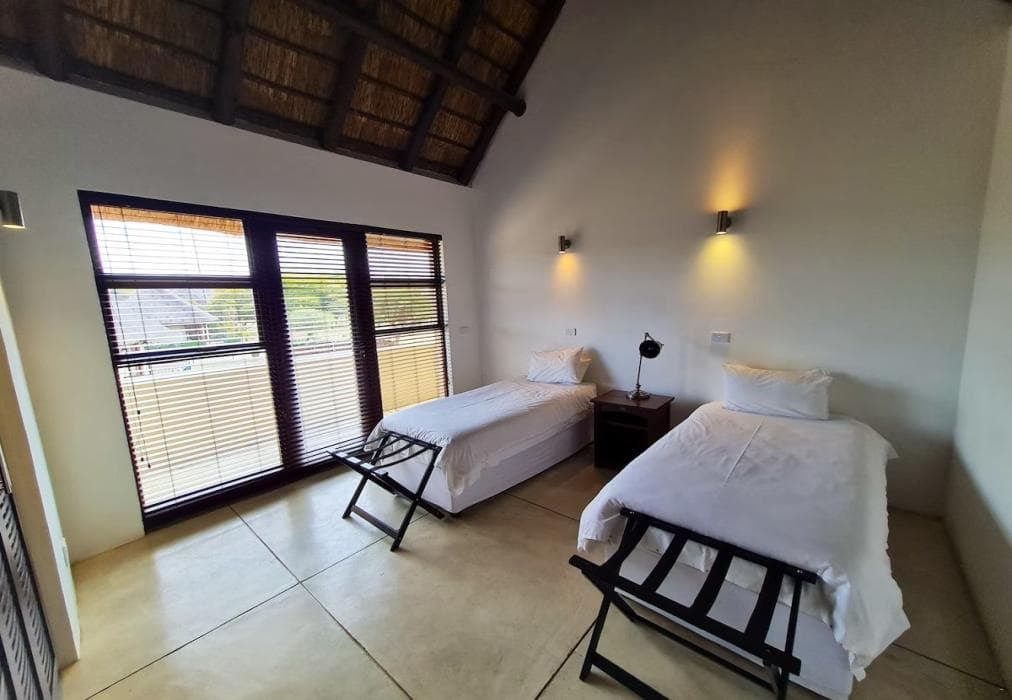 Zebula 5-Bedroom House IZN1