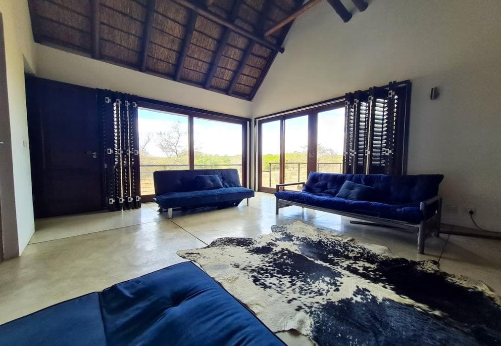 Zebula 5-Bedroom House IZN1