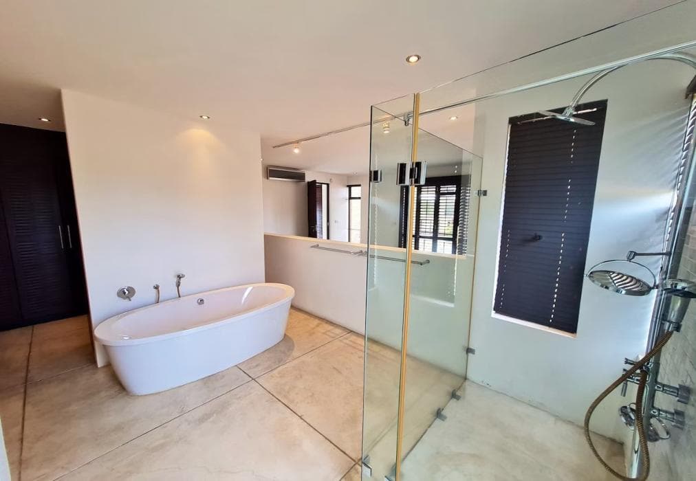 Zebula 5-Bedroom House IZN1